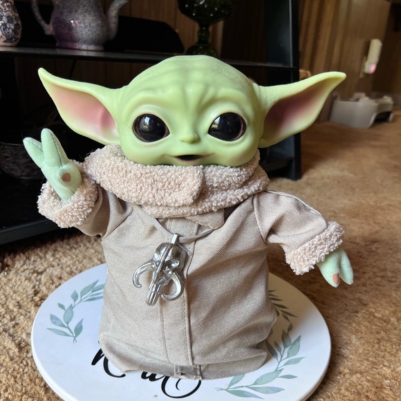 Baby Yoda Character Figure Plush Star Wars The Child Mandalorian Mattel 2021. - Picture 11 of 17